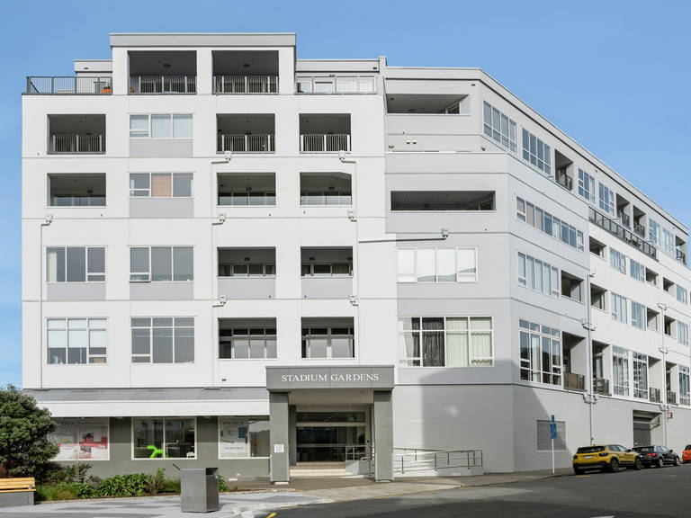 205/107 Thorndon Quay Thorndon