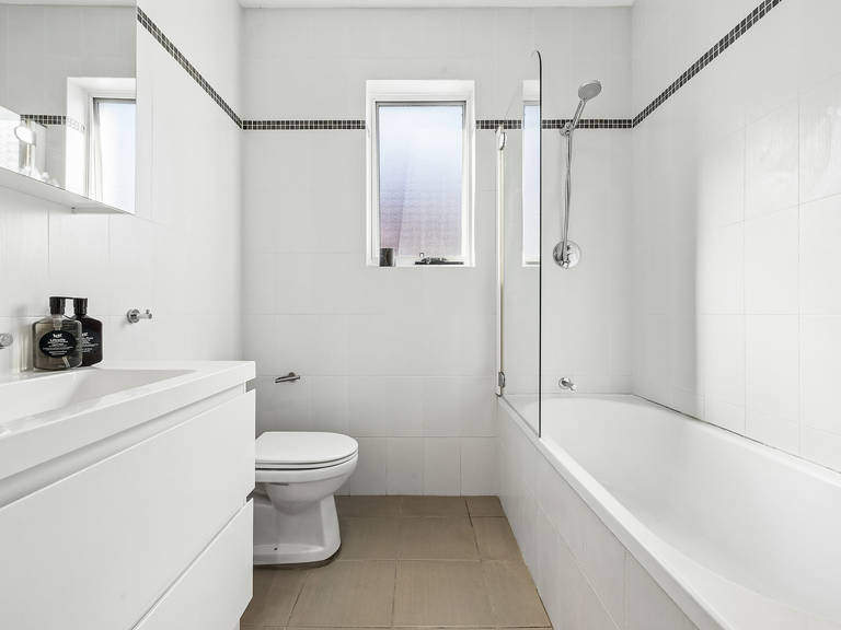1 Brown Avenue Botany