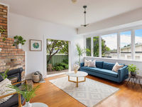 photo property thumbnail