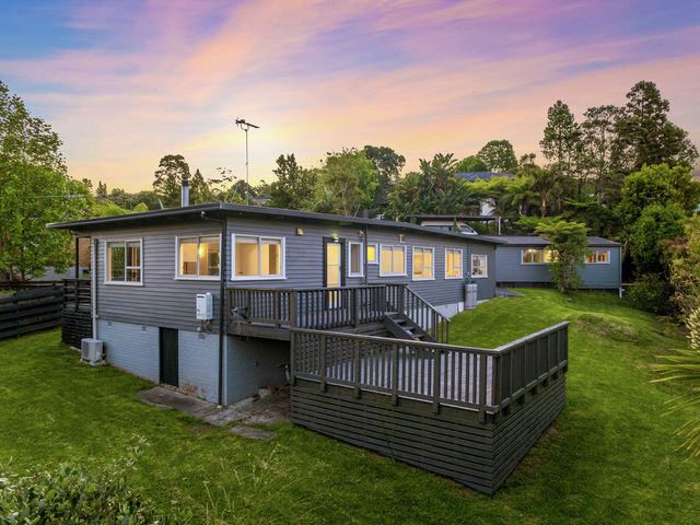 18A Puketitiro Street Glen Eden