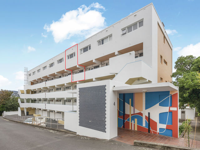 22/4 Claremont Grove Mount Victoria