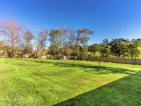 photo property thumbnail