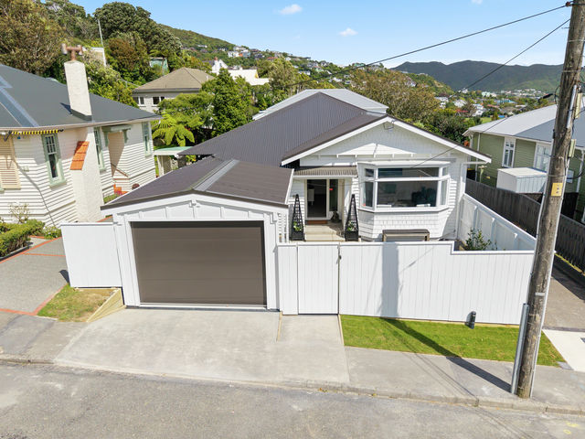66 Donald Street Karori