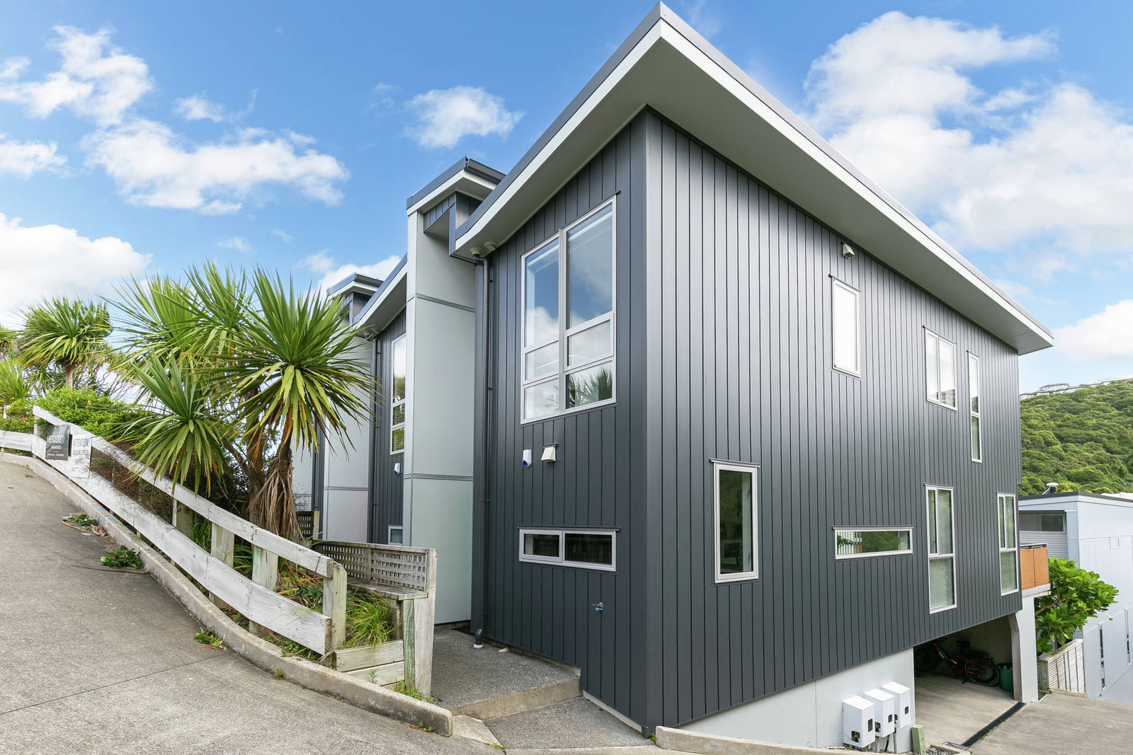 9/114 Mitchell Street, Brooklyn 2 Bed Townhouse Private Treaty