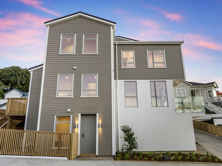 25A Liffey Street Island Bay