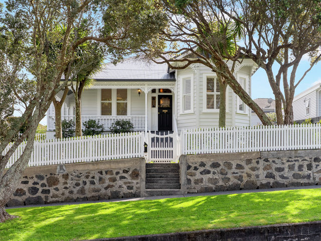 16 Arthur Street Onehunga