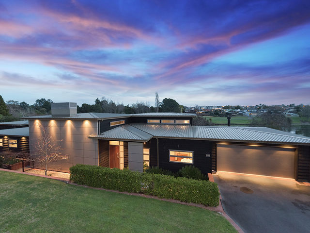 1049 River Road Queenwood