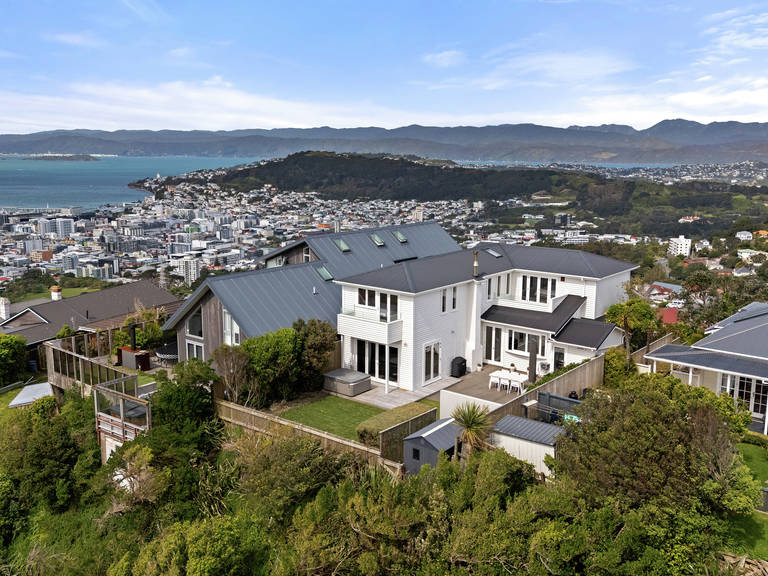 52 Karepa Street Brooklyn