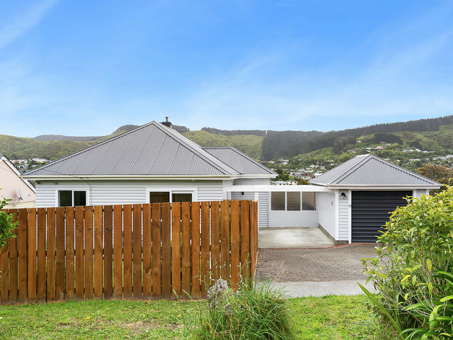 13 Tawa Terrace Tawa