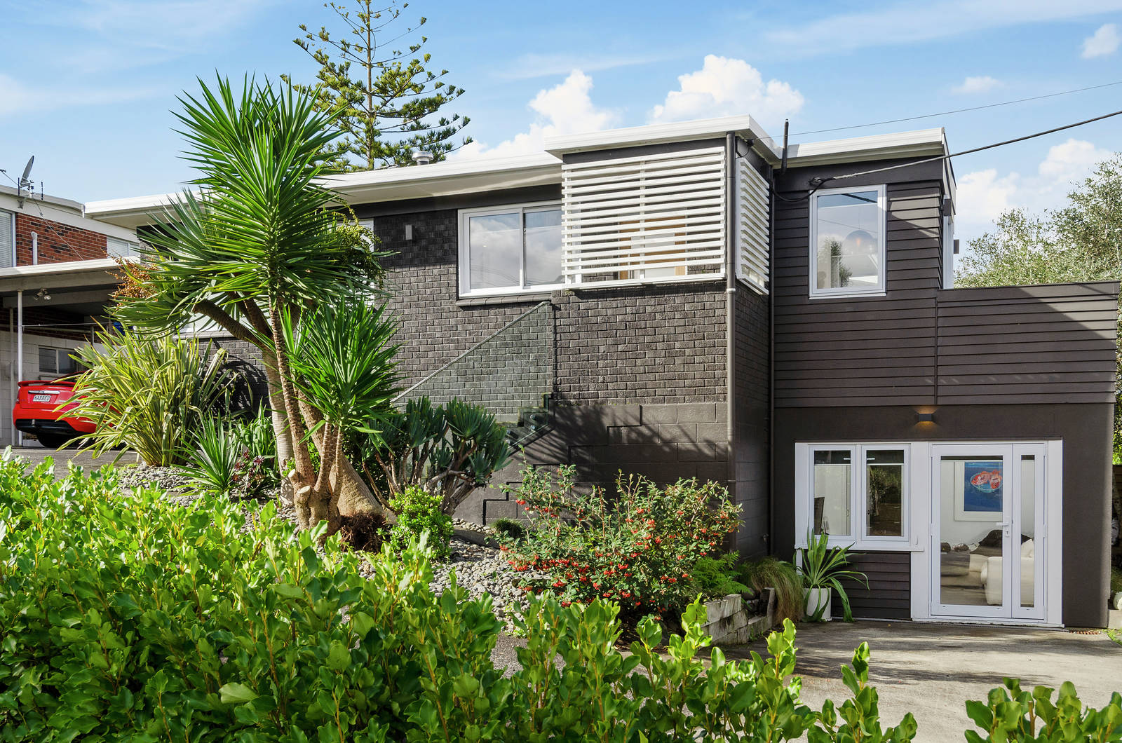1/467 Beach Road, Murrays Bay 3 Bed House Auction Sold