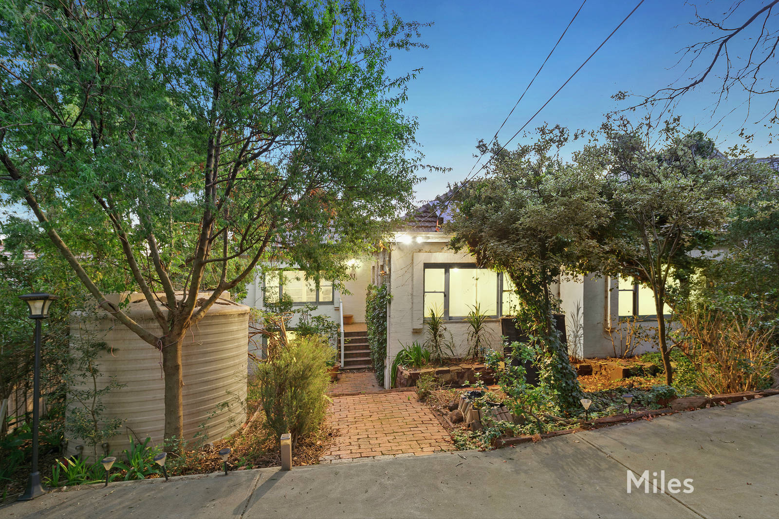 51 McArthur Road, Ivanhoe East