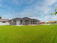 photo property thumbnail