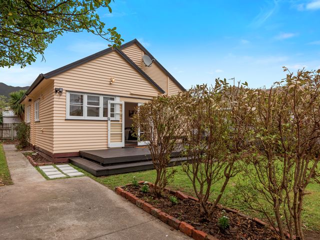 18 Bush Street Naenae
