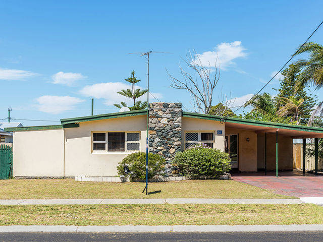40 Houston Street Rockingham