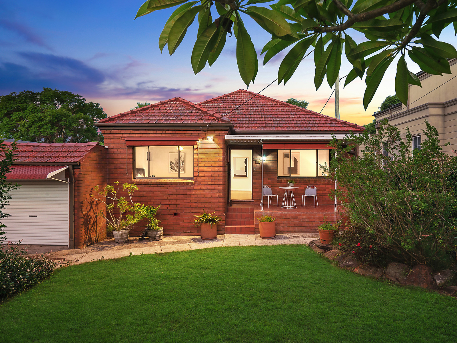 21 Raeburn Avenue, Castlecrag 3 Bed House Auction Sold