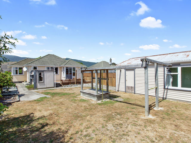 42 Marlowe Street Stoke