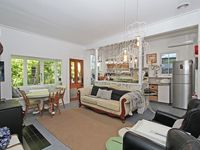 photo property thumbnail