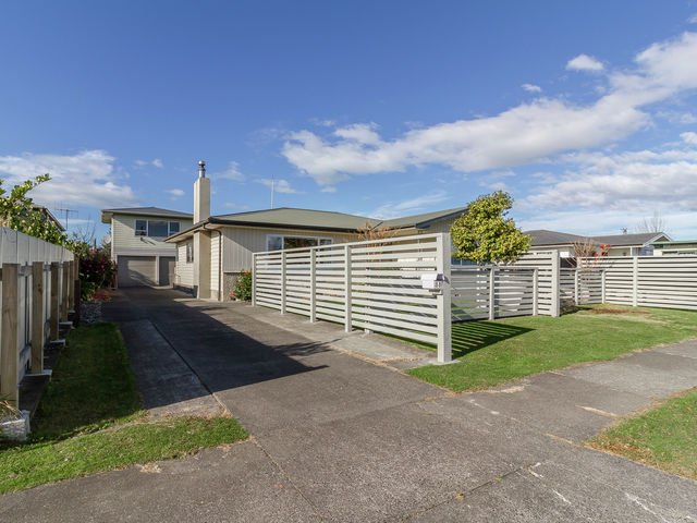 88 Harold Holt Avenue Onekawa