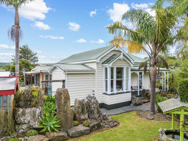 18 Waro Drive Hikurangi