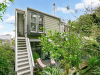 photo property thumbnail