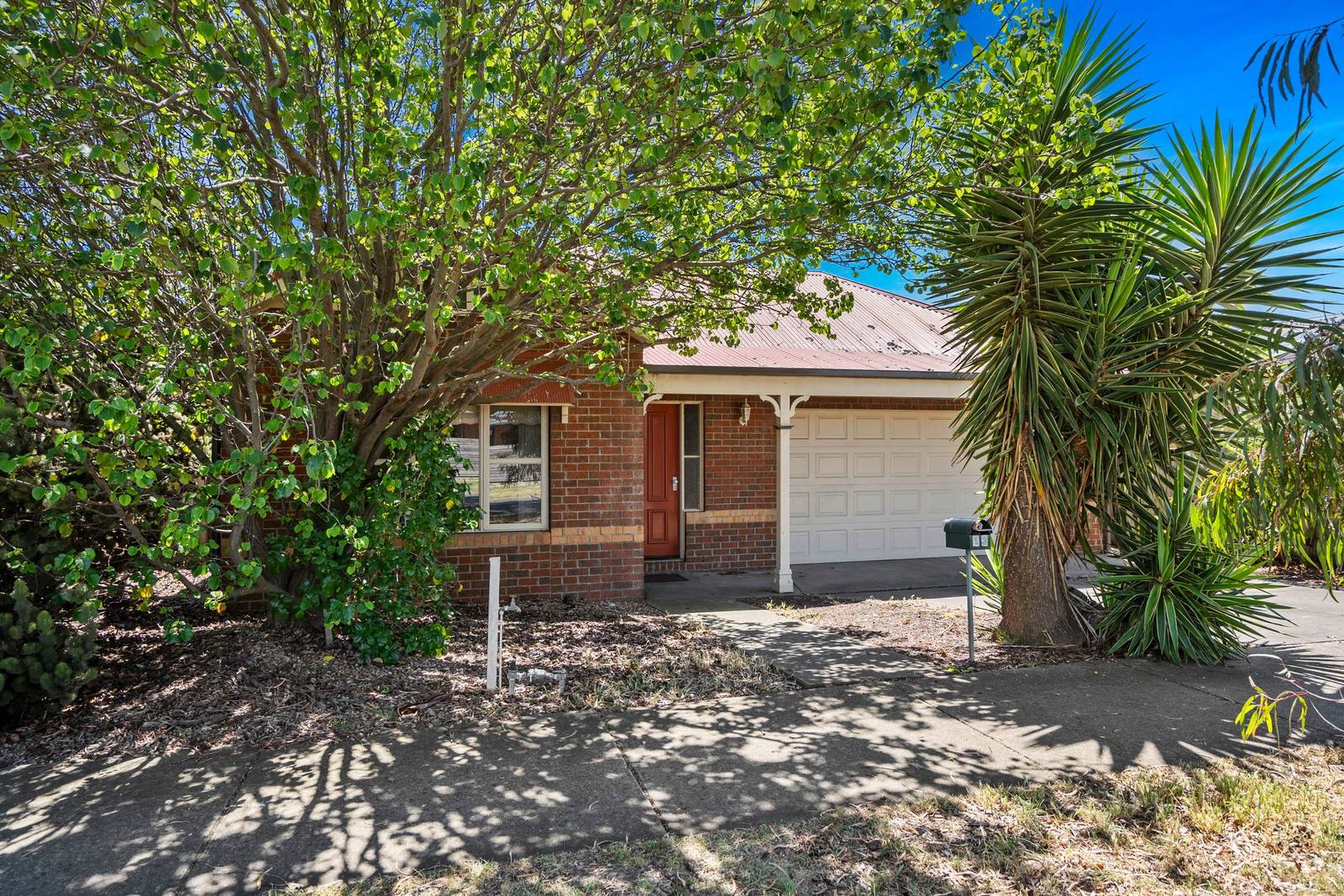 13 Grove Road, Marshall 3 Bed House For Sale