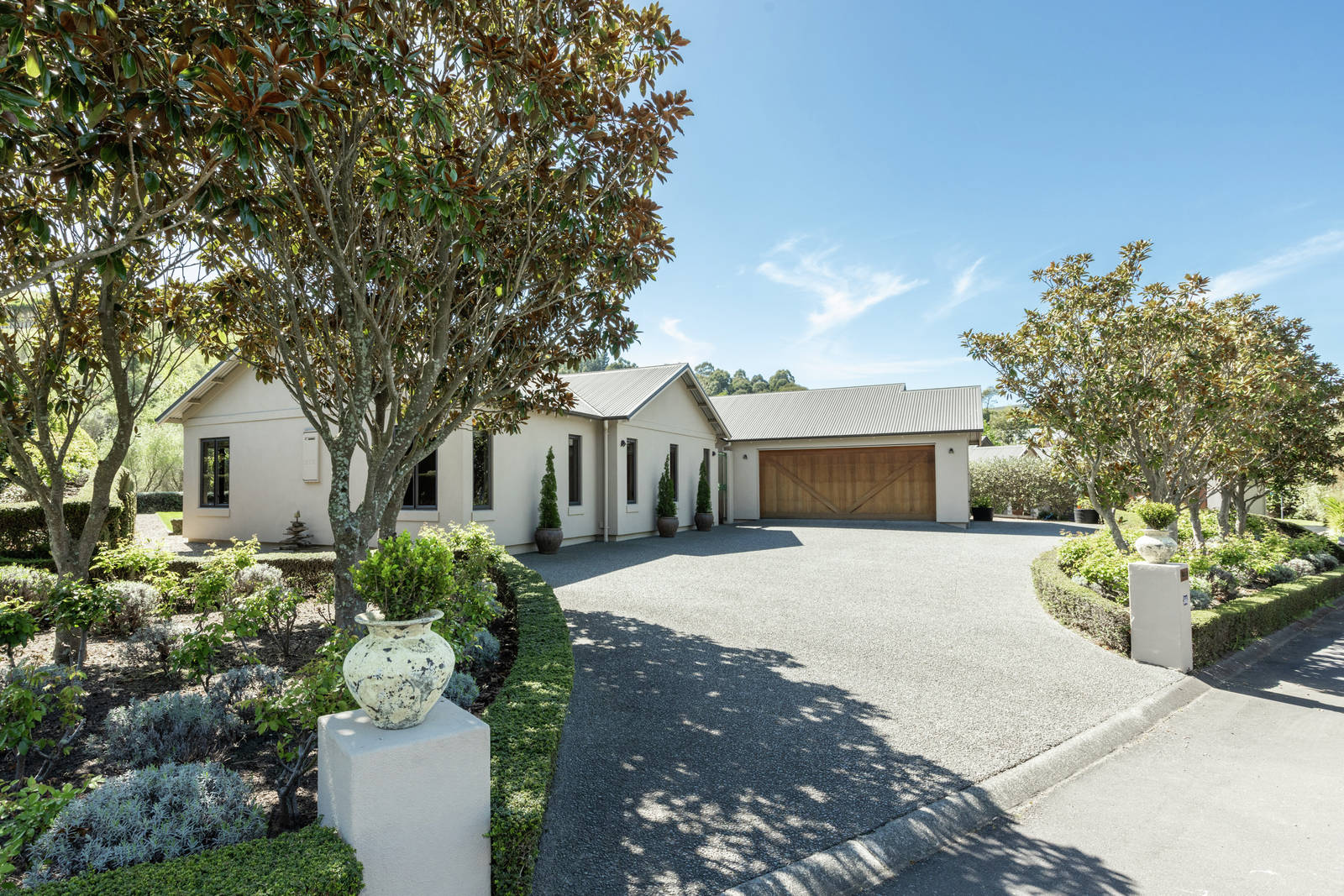 99 Kent Terrace, Taradale, Napier 4 Bed House Private Sale