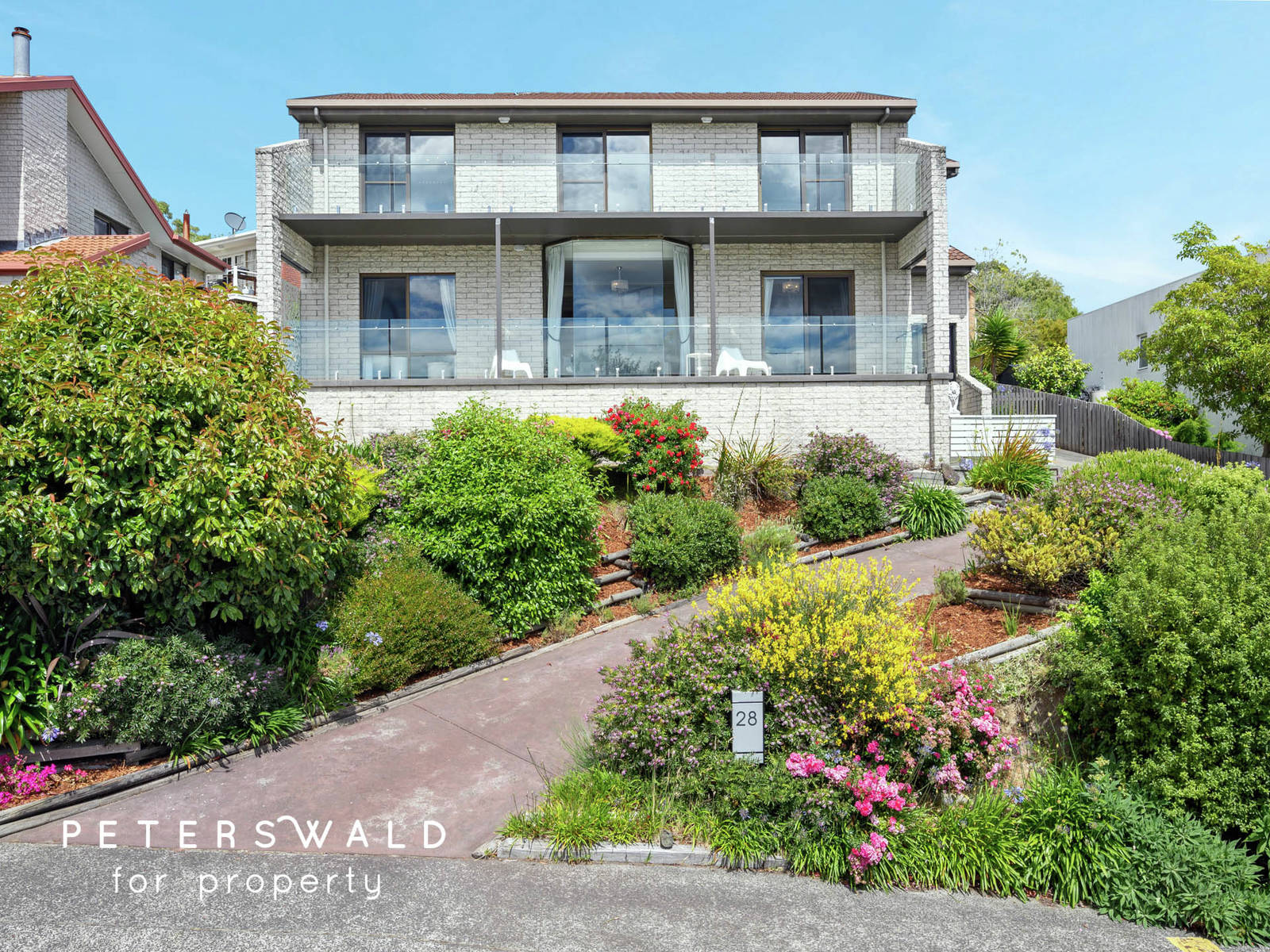 28 Invercargill Road, Mount Nelson 4 Bed House For Sale