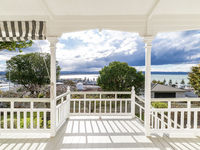 photo property thumbnail