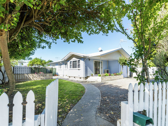 22 Scully Crescent Onekawa