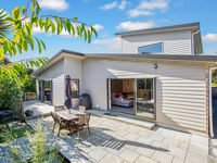 photo property thumbnail