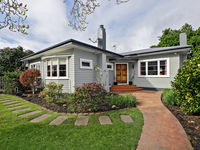 photo property thumbnail