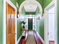 photo property thumbnail