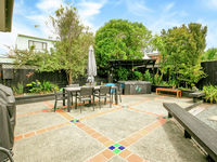 photo property thumbnail