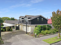 photo property thumbnail