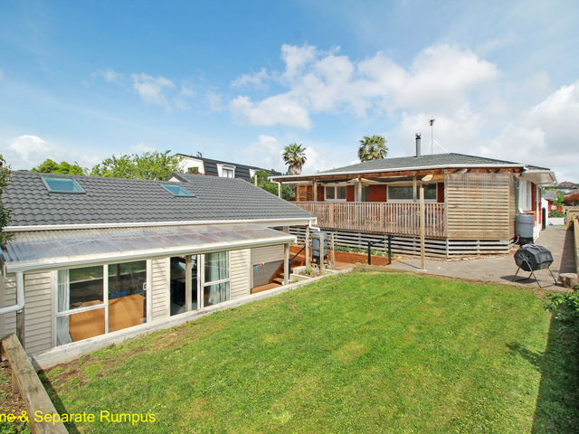 24 Pooley Street Pakuranga Heights