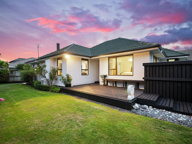 1/51 Sturrocks Road Redwood
