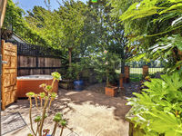 photo property thumbnail