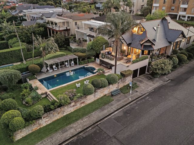 32  Stanton Road Mosman