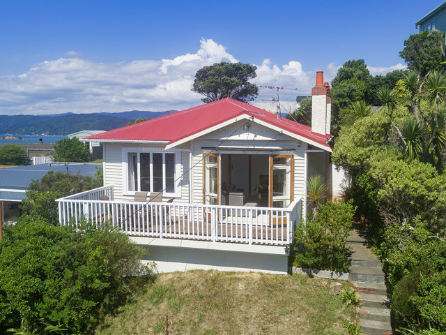 82 Nevay Road Karaka Bays