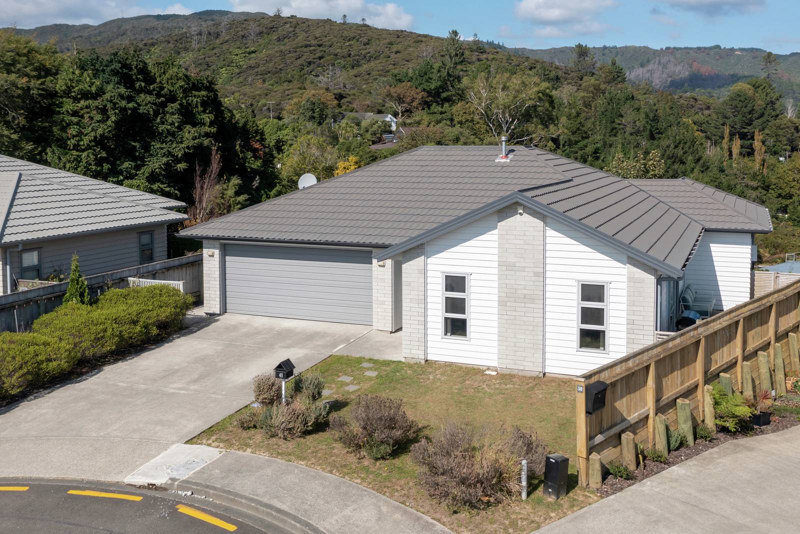 40 Speldhurst Grove, Stokes Valley 3 Bed House Private Treaty