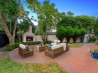 photo property thumbnail