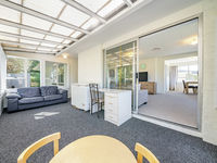 photo property thumbnail