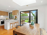 photo property thumbnail