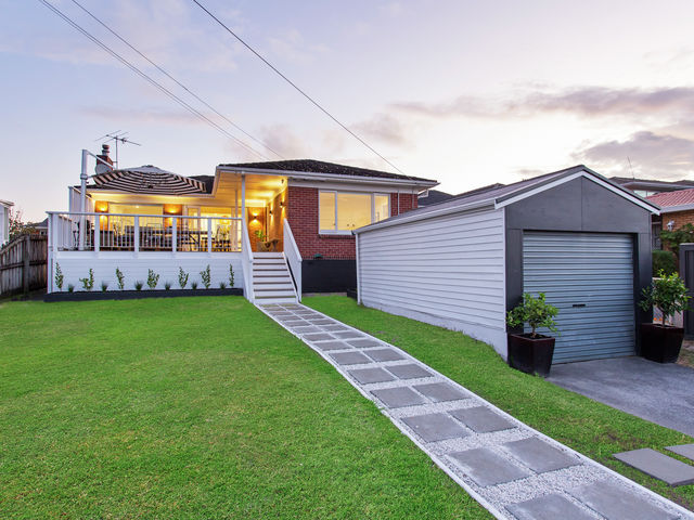 15 Kokiri Street Te Atatu South