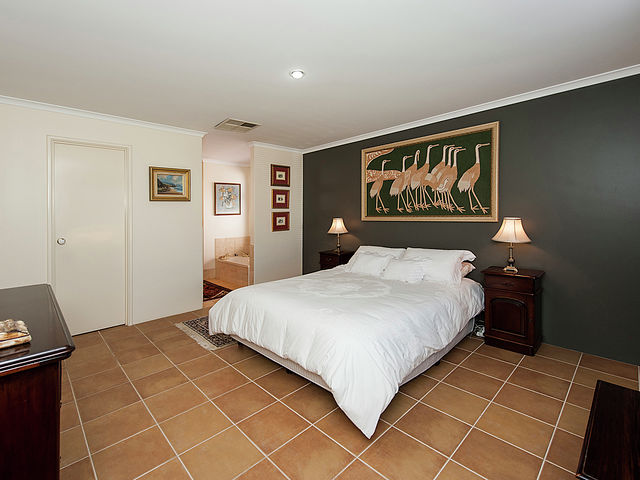 15 Montilla Crescent PORT KENNEDY