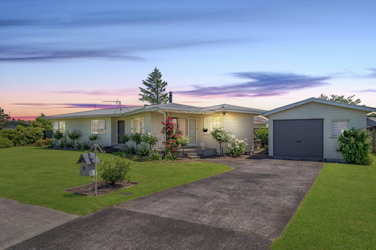 6 Fisher Place, Greytown, Wairarapa 3 Bed House Private Sale