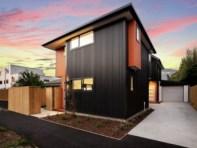 2/9 Walpole Street Waltham