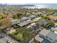 photo property thumbnail