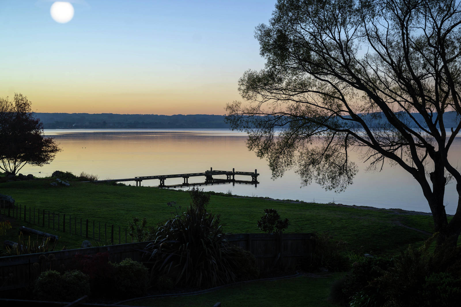 52 Gemini Place, Kawaha Point, Rotorua 5 Bed House Private Sale