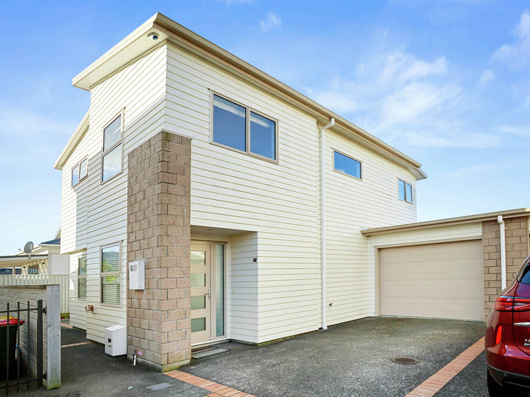 21 Latimer Way Petone